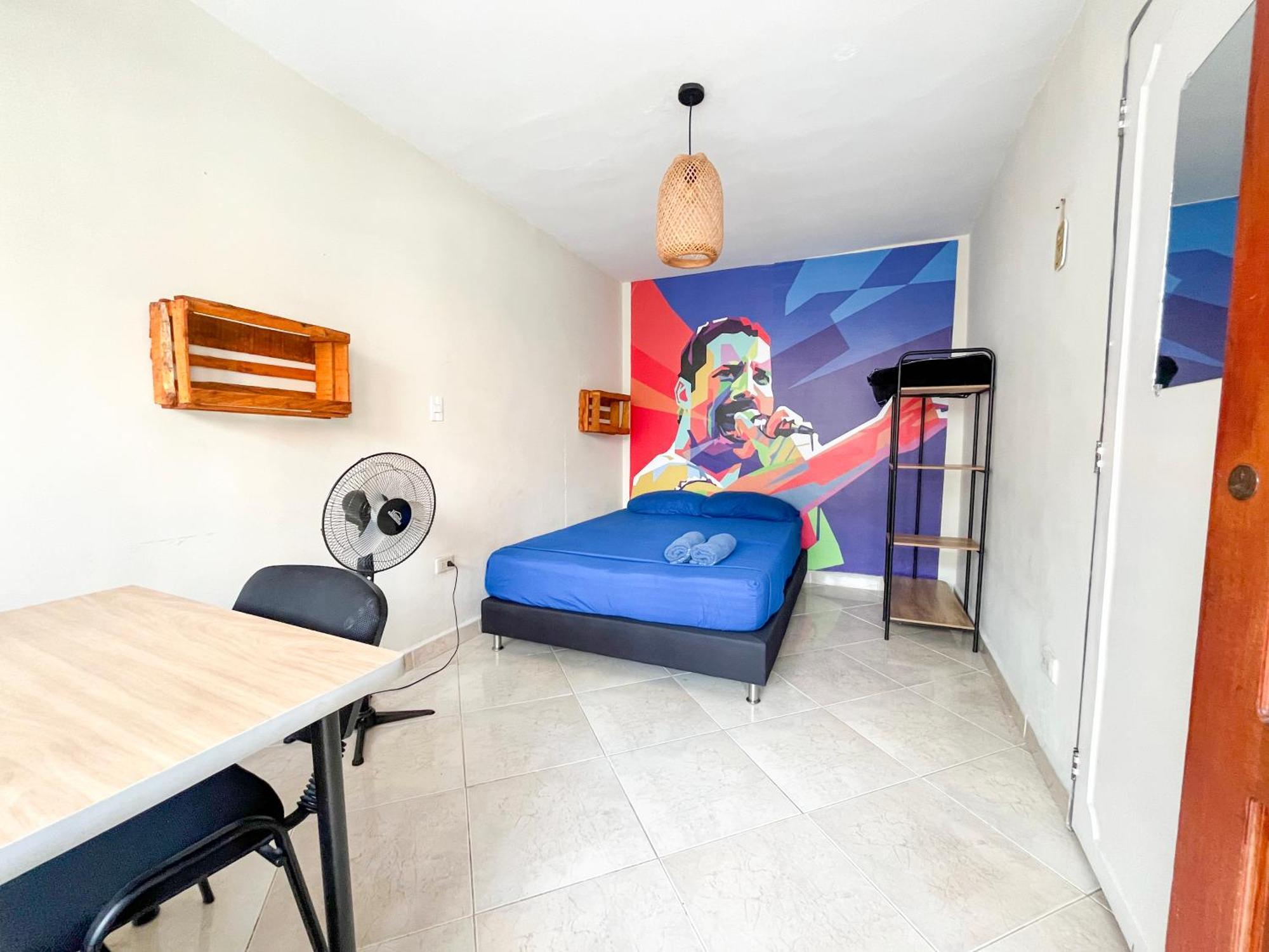 Casa Clandestina Guest House Medellin Exterior photo